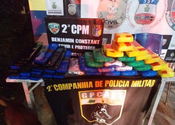 Em Benjamin Constant, Polícia Militar do Amazonas prende quarteto que transportava 42 kg de cocaína em barco