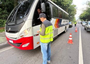 Prefeitura reforça fiscalização e combate ao transporte clandestino em Manaus