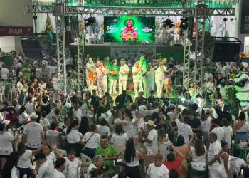 Feijoada VIP da Harmonia Técnica do Reino Unido da Liberdade reuniu comunidade, atração nacionais e muito samba