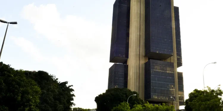 BC concorda com inspeção sobre Banco Master, diz presidente do TCU