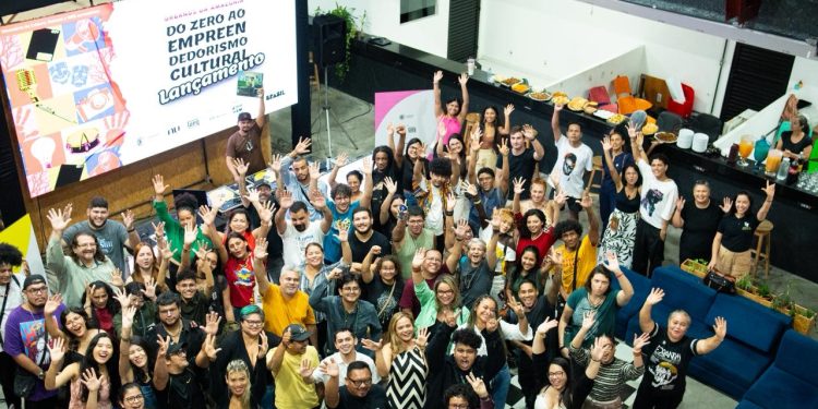 Projeto capacita 150 agentes culturais e fortalece o empreendedorismo criativo em Manaus