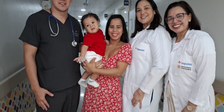 Atendimento intensivo da Hapvida salva recém-nascido com diagnóstico grave