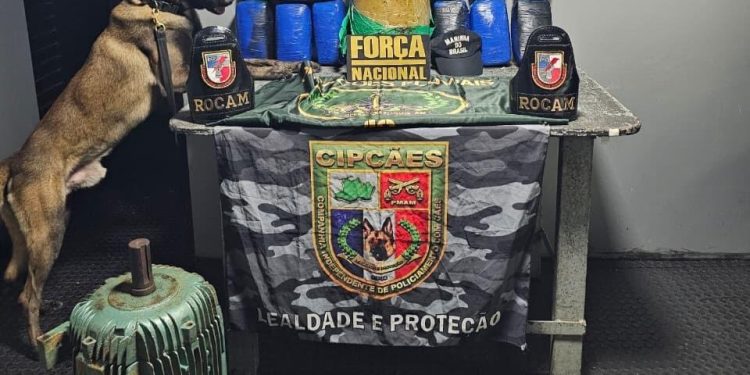 Base Arpão 2: PMAM apreende 60 kg de pasta-base de cocaína escondidos em motor elétrico e caixas de som