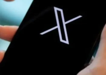 X é alvo de buscas em Paris em investigação sobre abuso infantil e deepfake