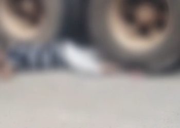 Motociclista é esmagado por carreta no bairro Mauazinho