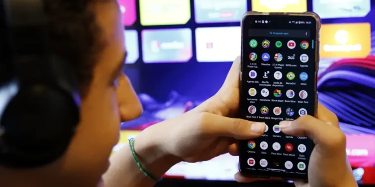 Governo derruba alta de imposto para smartphones e eletrônicos