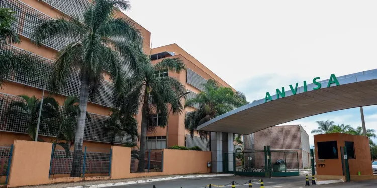 Anvisa proíbe venda de fórmula infantil contaminada por toxina