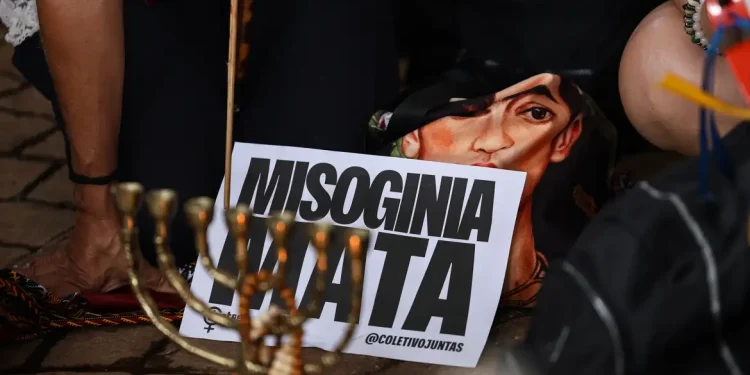 Saiba o que é misogonia; projeto pode criminalizar discurso de ódio