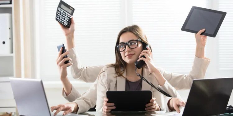 Falta de estratégia comercial ainda limita crescimento de empresas no Brasil