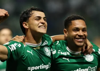 Palmeiras bate Jacuipense e encaminha classificação na Copa do Brasil
