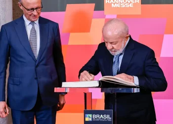 Lula defende parceria com Europa na descarbonização