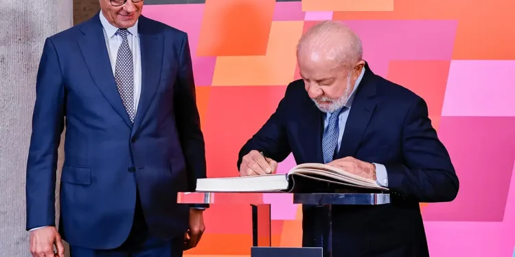 Lula defende parceria com Europa na descarbonização