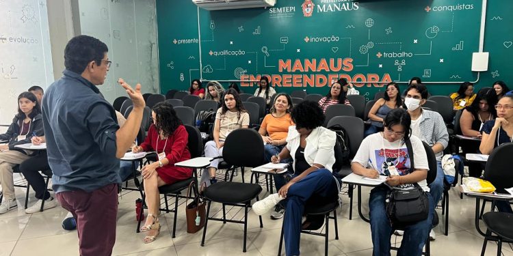 Inscrições para minicurso ‘Elaboração Curricular + Treinamento para Entrevistas de Emprego’ estão abertas em Manaus