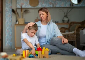 Exame de sangue pode detectar autismo precocemente, aponta estudo