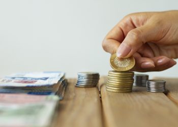 É melhor fazer a declaração do IRPF completa ou simplificada?