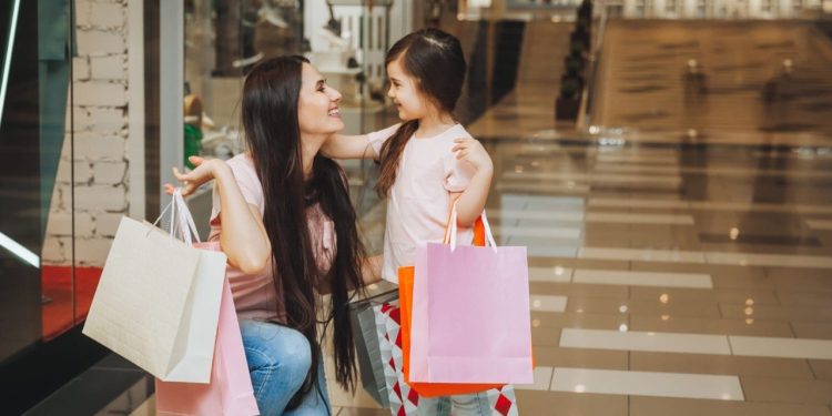 Dia das Mães 2026 deve impulsionar o comércio em Manaus