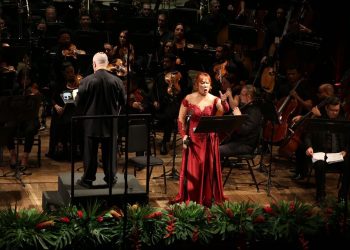 Abertura do 27º Festival Amazonas de Ópera emociona público com concerto de 'Turandot' no Teatro Amazonas