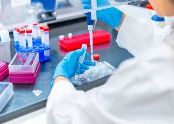 SUS incorpora teste genético de câncer de mama após luta nacional