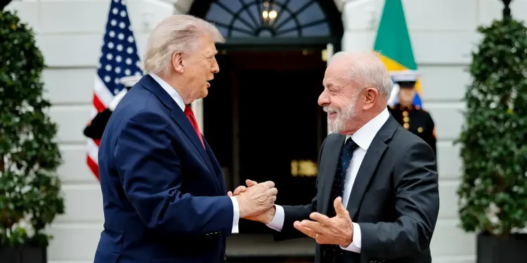 Lula deixa a Casa Branca após reunião com Trump