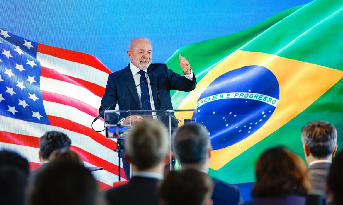 Lula e Trump orientam ministros a resolverem tarifas em 30 dias