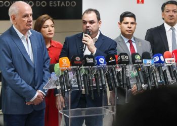 Roberto Cidade promove reforma administrativa e troca comando de 11 secretarias no AM