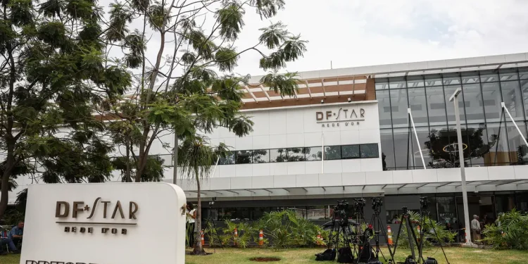 Cirurgia no ombro de Bolsonaro ocorreu sem intercorrências, diz equipe