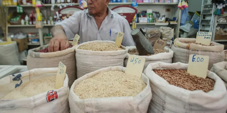 Mercado eleva previsão da inflação para 4,89% este ano