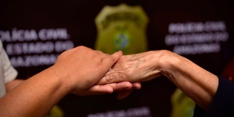 Junho Violeta: PC-AM reforça combate à violência contra pessoas idosas e incentiva denúncias