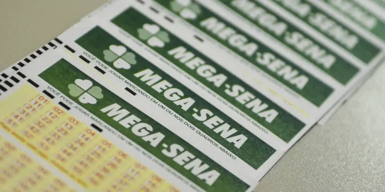 Mega-Sena acumula e prêmio principal vai para R$ 36 milhões