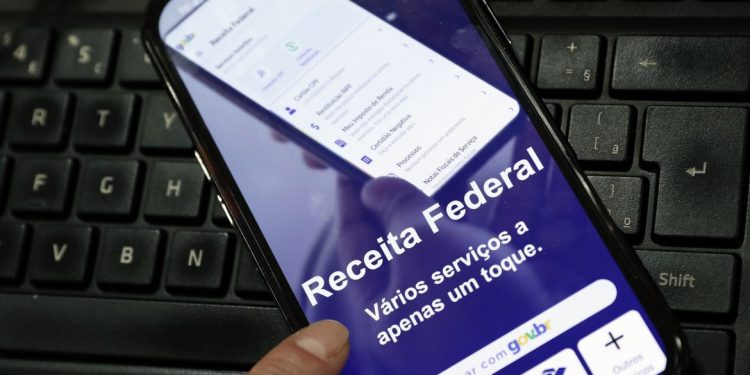Consulta ao segundo lote de restituição do IRPF 2026 inicia hoje
