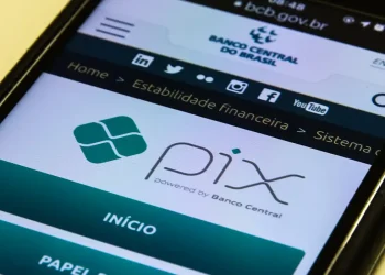 EUA atacam Pix para favorecer empresas de pagamentos estadunidenses
