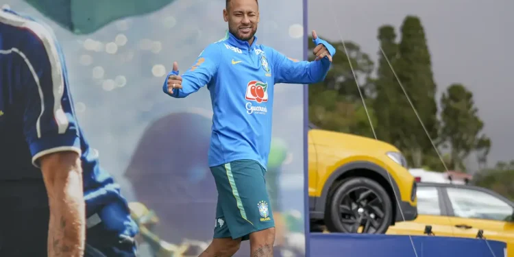 Neymar não viaja com seleção para Cleveland; segue em tratamento