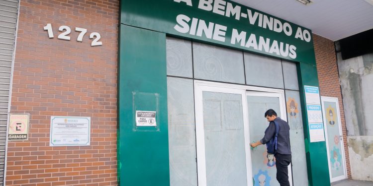 Sine Manaus oferta 757 vagas de emprego nesta segunda-feira, 6/7