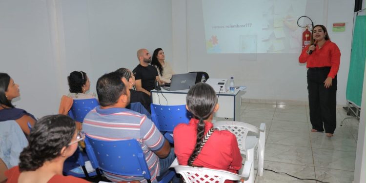 Curso de Assistência Terapêutica baseado na ciência ABA fortalece atendimento a crianças com TEA em Autazes