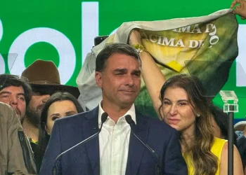 PL oficializa candidatura de Flávio Bolsonaro à Presidência