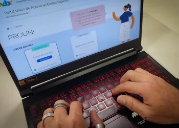Estudante deve comprovar até hoje informações de inscrição no Prouni