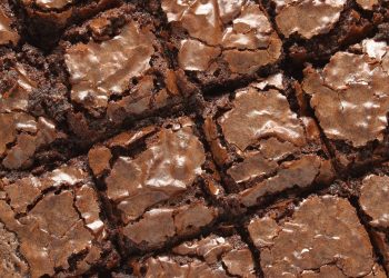Brownie com casquinha crocante é opção perfeita para vender e lucrar