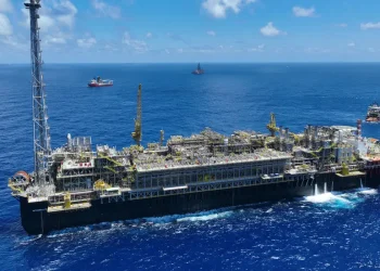 Justiça Federal suspende imposto de exportação de 12% sobre petróleo