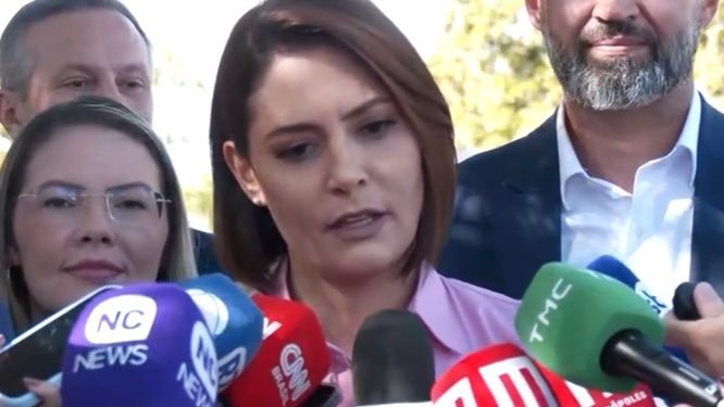 “Colocamos uma pedra nas desavenças”, diz Michelle após gravação com Flávio