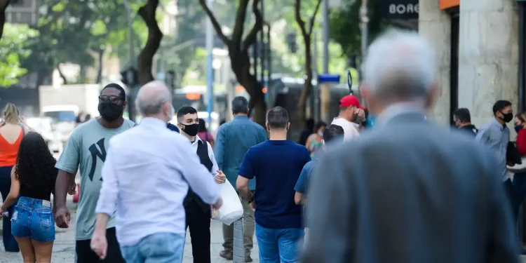 Para 81% dos brasileiros, é fundamental que candidato acredite em Deus
