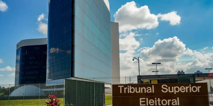 TSE se reúne nesta quinta em busca de consenso sobre IA nas eleições