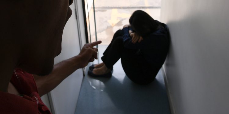 Violência psicológica pode afetar memória, sono e percepção da dor