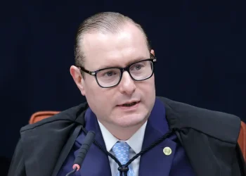 Zanin nega liminar para obrigar Senado a instalar CPI sobre Master