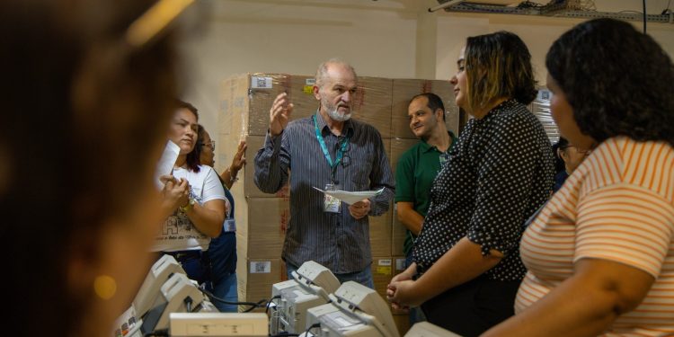 TRE-AM capacita 102 técnicos de urna para as Eleições 2026 em Manaus