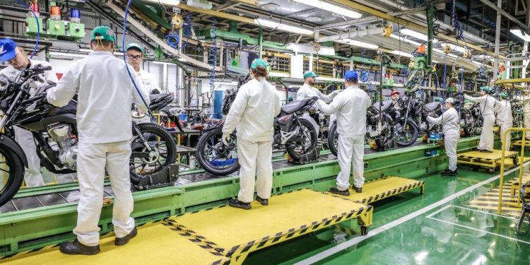 Fábrica alcança a marca de 33 milhões de motocicletas produzidas no Brasil
