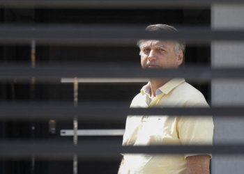 STF: defesa de Bolsonaro pede suspensão do cumprimento da pena