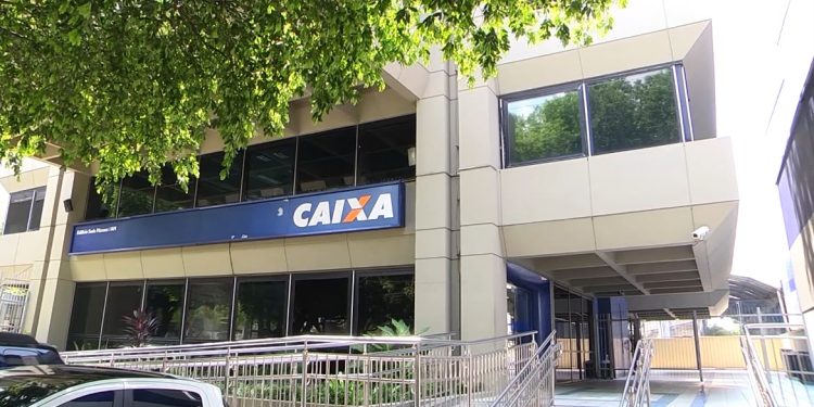 Greve fecha agências da Caixa, BB E Basa no Amazonas
