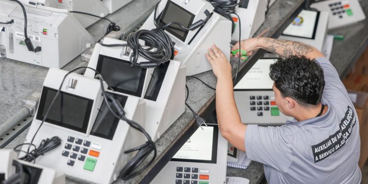 Conheça os direitos das pessoas com deficiência no dia das eleições