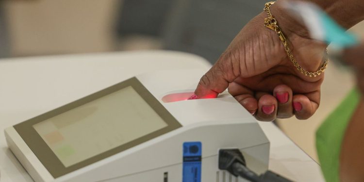 Passo a passo para justificar o voto pelo e-Título no segundo turno
