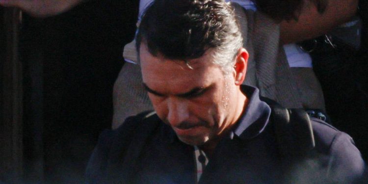 Aeronave com Flávio Bolsonaro e família pousa nos Estados Unidos